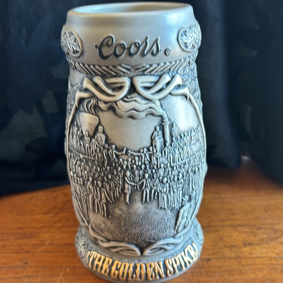 2001 Coor’s®️ Rocky Mountain Ironhorse Collection “The Golden Spike” 7” stein - Picture 4 of 13